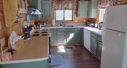 Bergland Bay Hideaway is a Lovely 3-bedroom Lakefront house in Bergland Mi