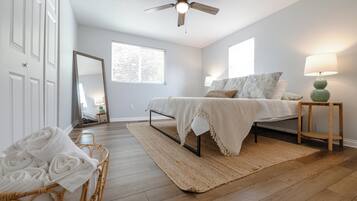 3 sovrum, strykjÀrn/strykbrÀda, gratis wi-fi och sÀngklÀder