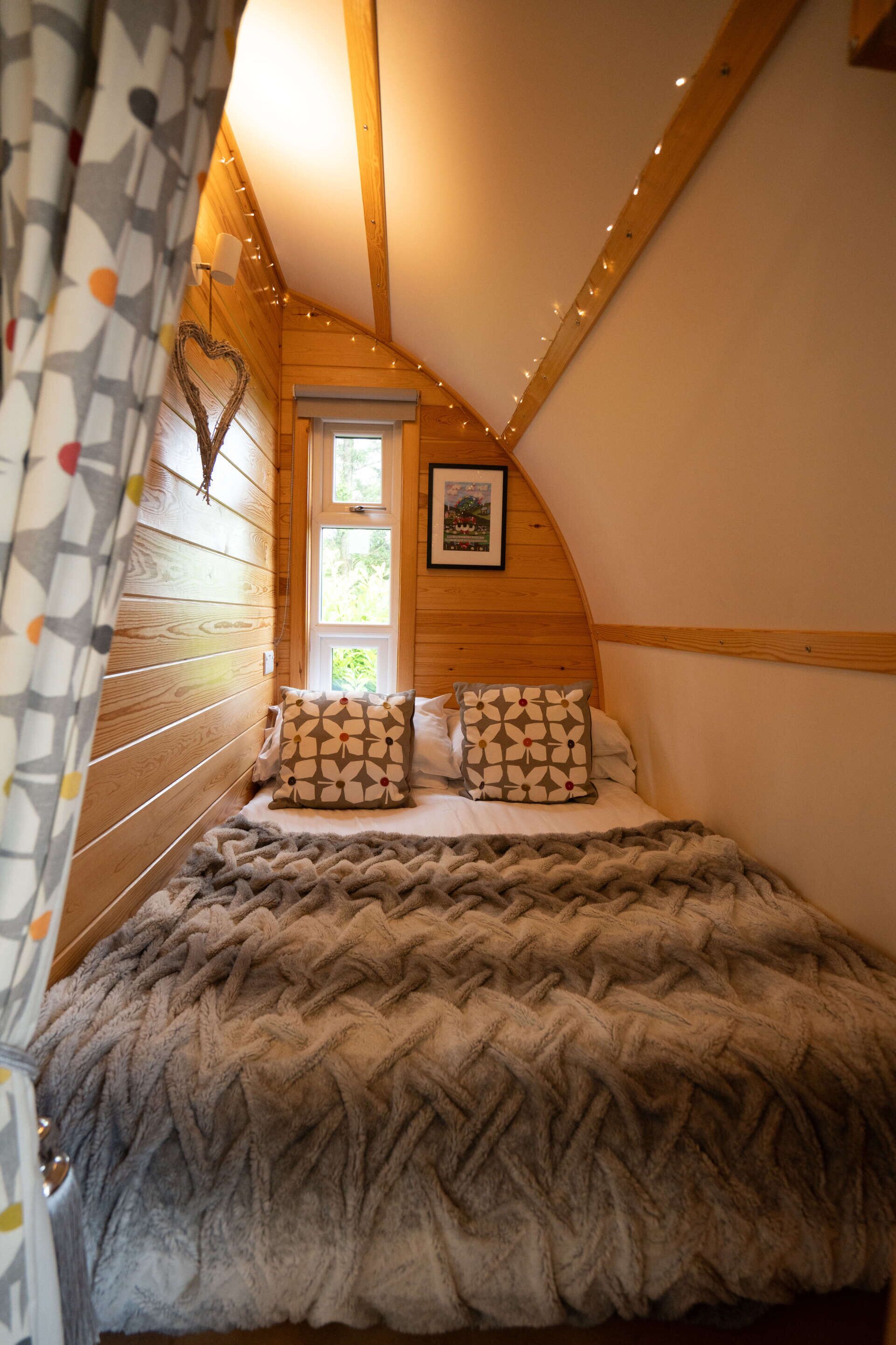 1 bedroom, travel cot, Internet