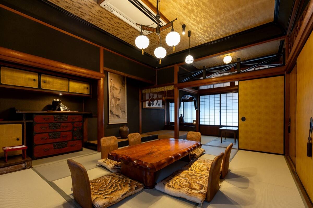 Japanese style room Kiku (10+7.5+5 Tatami mat) with private bathroom, Non Smoking