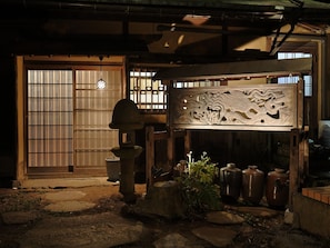 Exterior - Toraya Bekkan (Kotohira)