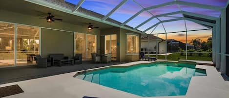 Outdoor pool, a heated pool