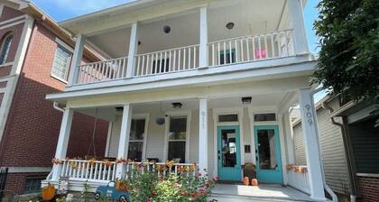 Charming Duplex by Bottleworks Mass Ave in Historic neighborhood