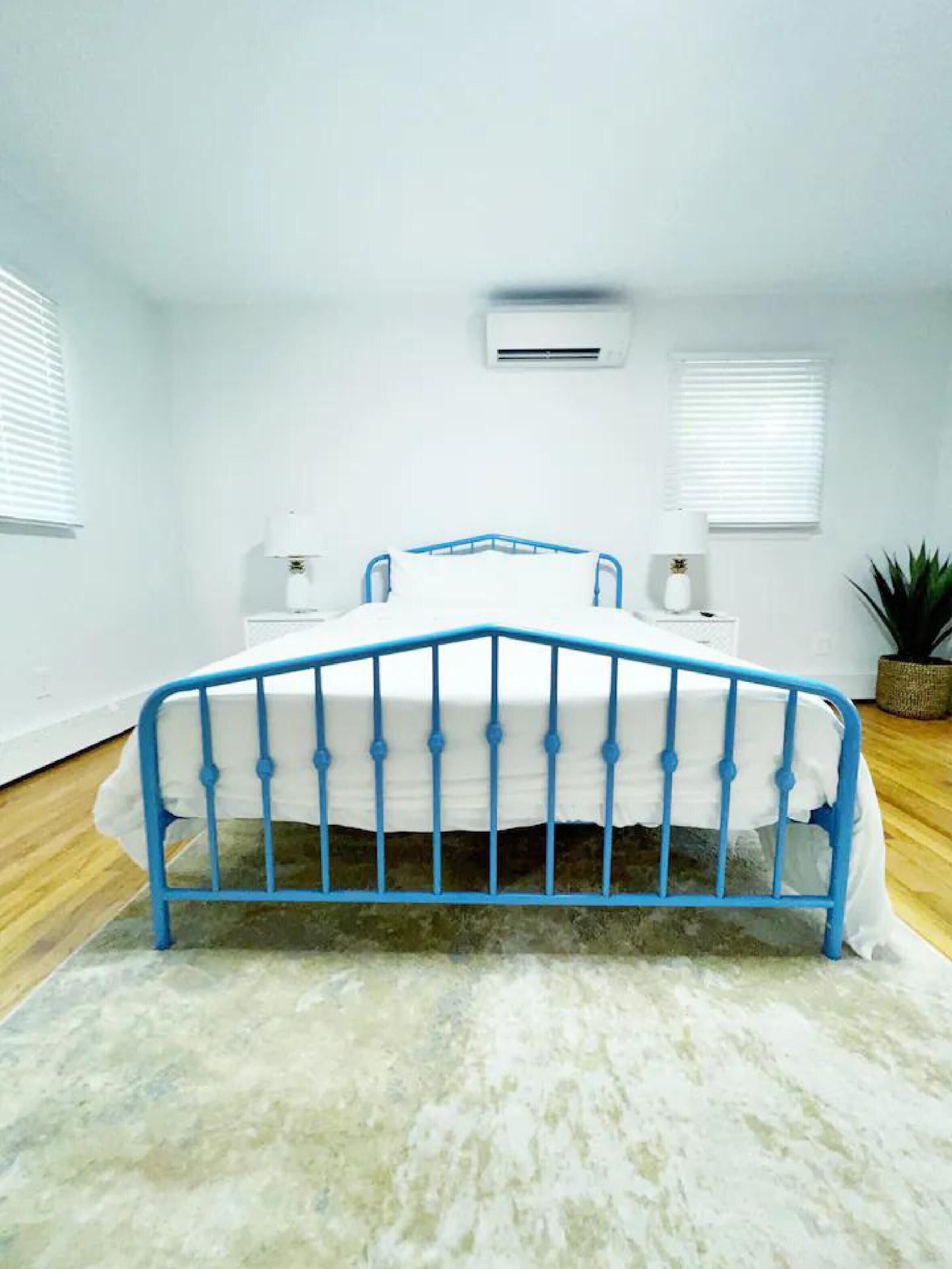 3 多间卧室、熨斗/熨衣板、WiFi、床单