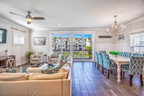 スマートテレビ