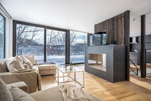 House, 4 Bedrooms | Living room - Escarpment House by H2 Life (Kutchan)