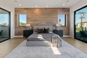 4 chambres, bureau, fer et planche à repasser, accès au Wi-Fi (inclus)