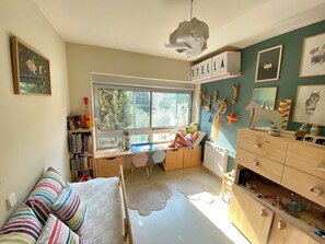 4 chambres, bureau, fer et planche à repasser, Wi-Fi