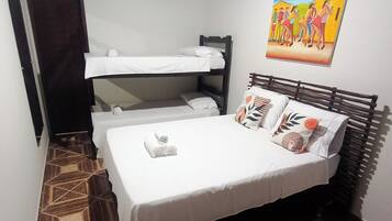 2 quartos, Wi-Fi de cortesia, roupa de cama