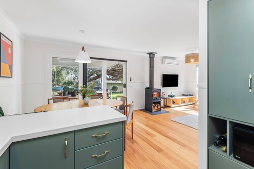 Finch's Landing Rye by Ready Set Stay