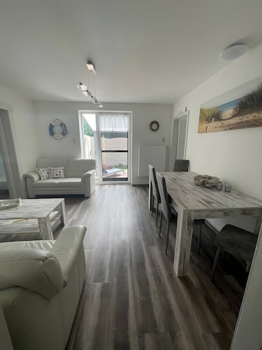 Apartment "Auf dem Hohm" with Sauna and Private Fenced Terrace