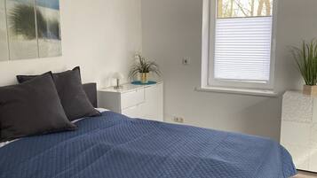 2 Schlafzimmer, Bügeleisen/Bügelbrett, kostenloses WLAN, Bettwäsche