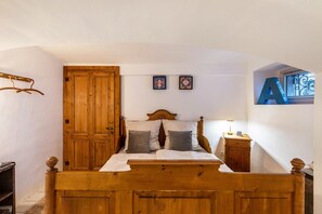 1 chambre, fer et planche à repasser, Wi-Fi gratuit, draps fournis