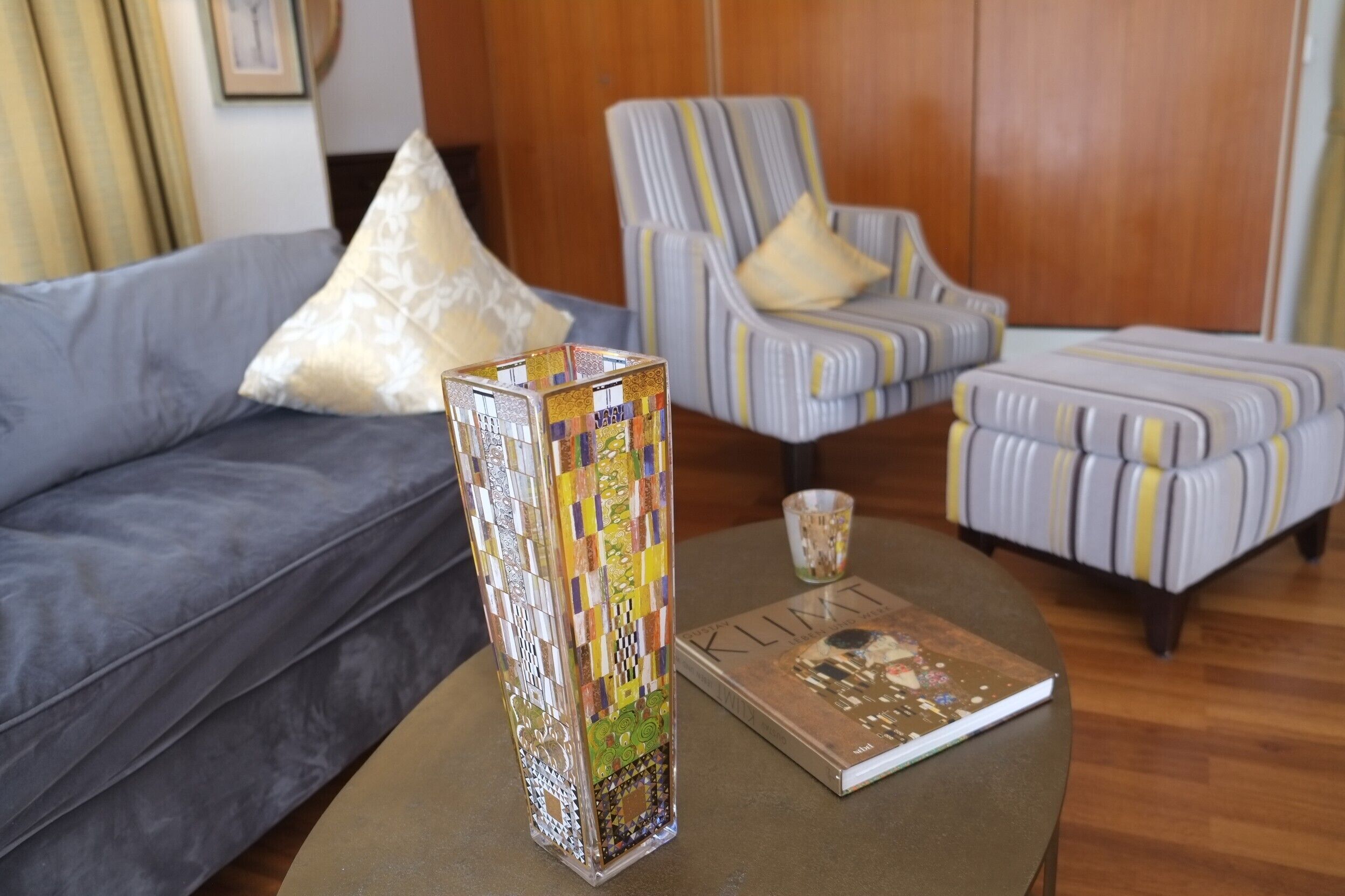 Fernseher, DVD-Player, Tischtennisplatte, Stereoanlage