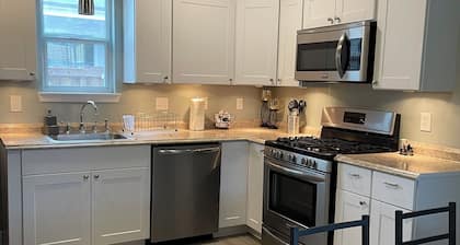 Cozy and Private1-bedroom guesthouse in Metairie with WiFi and other amenities