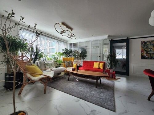 N.2 PH, COEX, Romantic suite in Gangnam, designed by an interior designer
