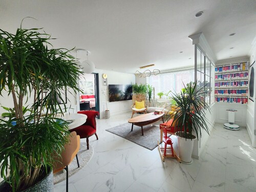 N.2 PH, COEX, Romantic suite in Gangnam, designed by an interior designer