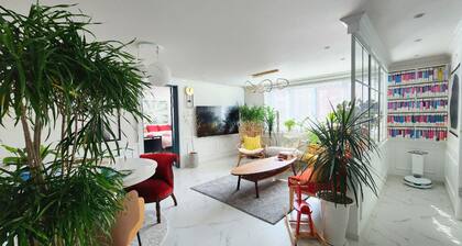 N.2 PH, COEX, Romantic suite in Gangnam, designed by an interior designer