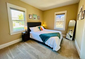 3 Schlafzimmer, Bügeleisen/Bügelbrett, Reisekinderbett, kostenloses WLAN