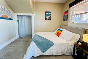 3 bedrooms, iron/ironing board, travel cot, free WiFi