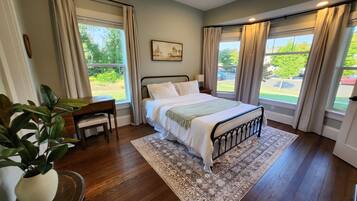 2 dormitorios, escritorio, tabla de planchar con plancha y wifi gratis