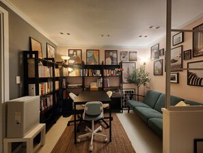 Interior - N.3 COEX, Gangnam, Heart of K-pop Landmarks, K-Beauty, 5minutes from the subway (Seoul)