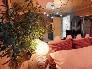 2 chambres, fer et planche à repasser, Wi-Fi, literie fournie