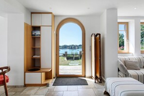 4 habitaciones, tabla de planchar con plancha y wifi gratis
