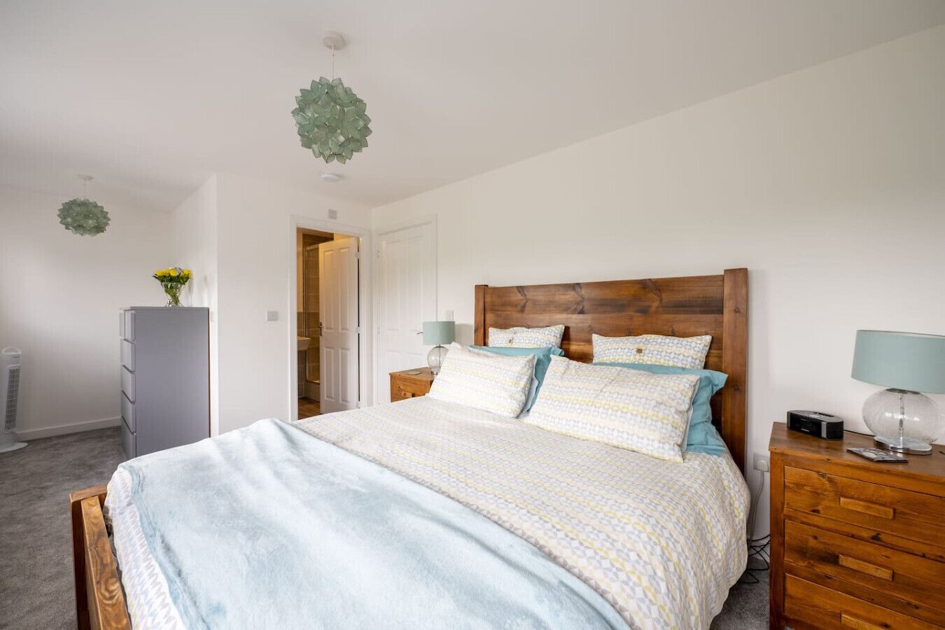 3 間睡房、熨斗/熨衫板、可攜式嬰兒床、Wi-Fi