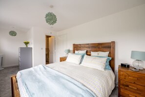 3 bedrooms, iron/ironing board, travel cot, WiFi