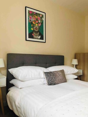 3 bedrooms, iron/ironing board, travel cot, WiFi