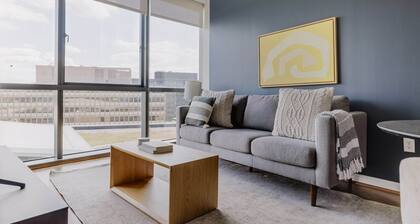 Serene N Bethesda 1BR w/ Rooftop Pool & W/D, nr Coffee, by Blueground