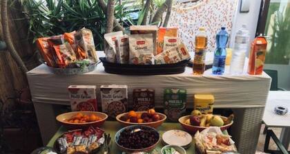 Appartement dans un hĂŽtel 'Bnb Sottosopra Intero 8 Pax' avec vue sur la mer, terrasse et Wi-Fi