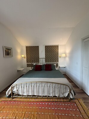 4 makuuhuonetta, Wi-Fi, vuodevaatteet