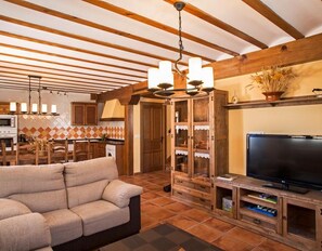 TV - Country House 'Montes De Alhama' with Mountain View, Shared Terrace and Wi-Fi (Villarraso)