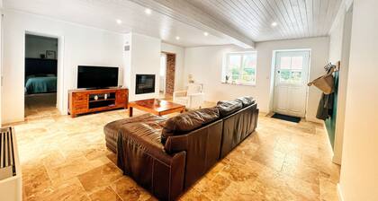 Maison de vacances proche Sables D'Olonne 8p' avec terrasse privée, Wi-Fi et climatisation