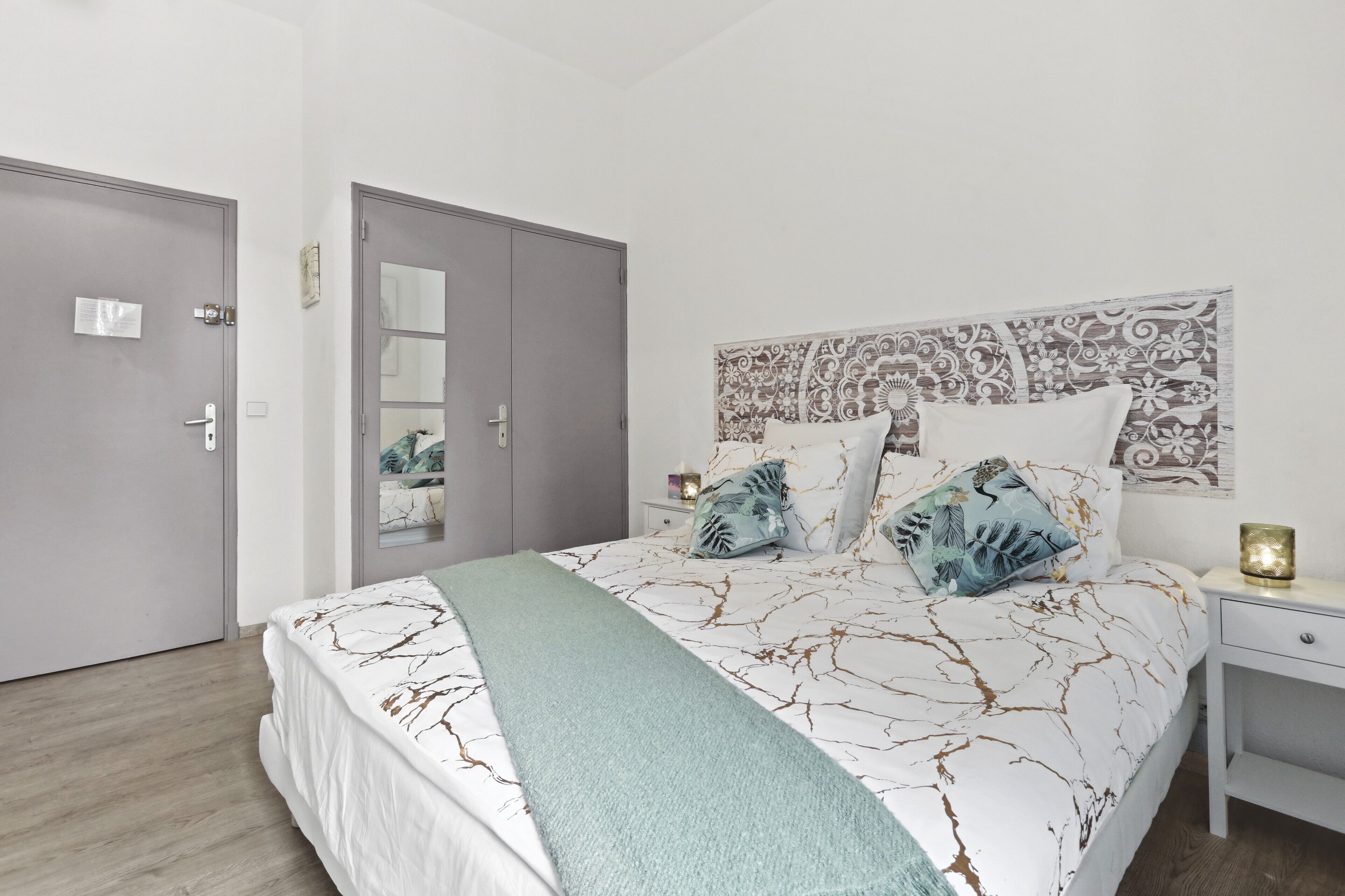 1 camera, ferro/asse da stiro, Wi-Fi gratuito, lenzuola