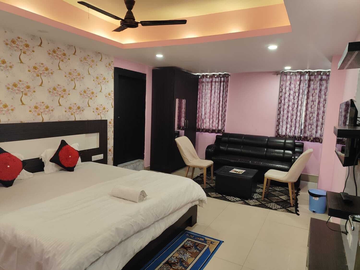 家庭房, 空调 | 笔记本电脑工作区、折叠床/加床（额外收费）、免费 WiFi、床单