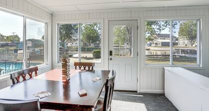 Waterfront Port Clinton Cottage: 5 Mi to Lake Erie