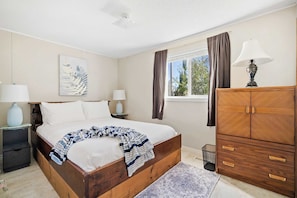 3 bedrooms, WiFi, bed sheets