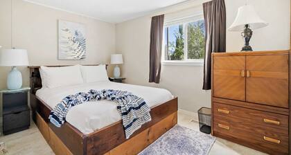 Sunrise at Sylvan Lake | A/C | Family Friendly !