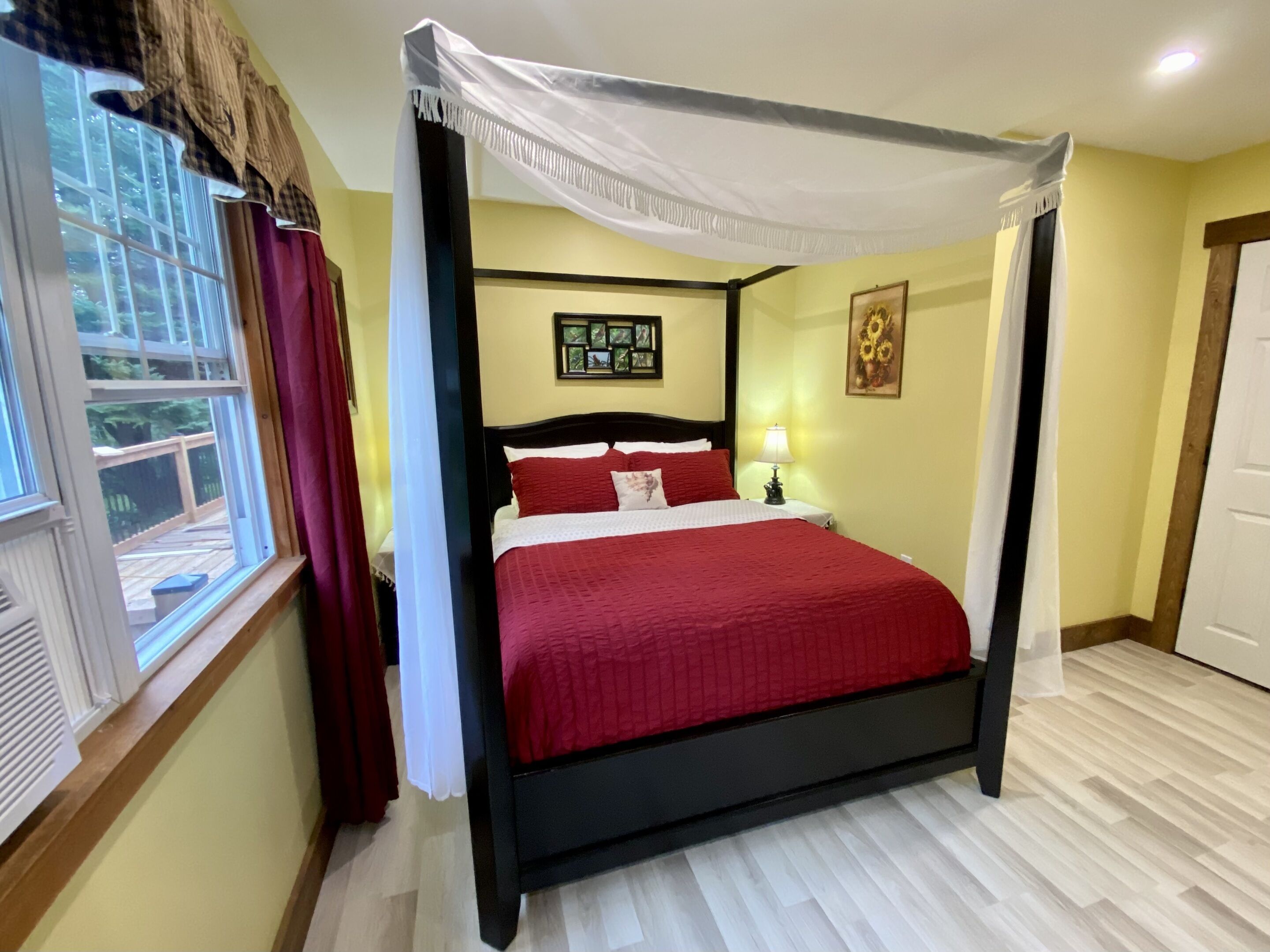 Doppelzimmer, mit Bad ( Sunset Cove)