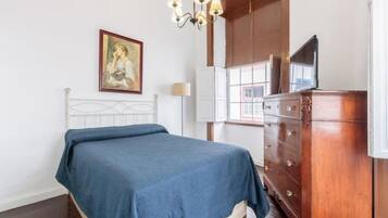 3 habitaciones, internet, ropa de cama y acceso para silla de ruedas