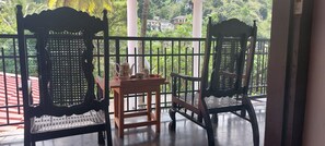 Deluxe Double Room, Mountain View | Soundproofing, free WiFi - The Comfort  (Kandy)