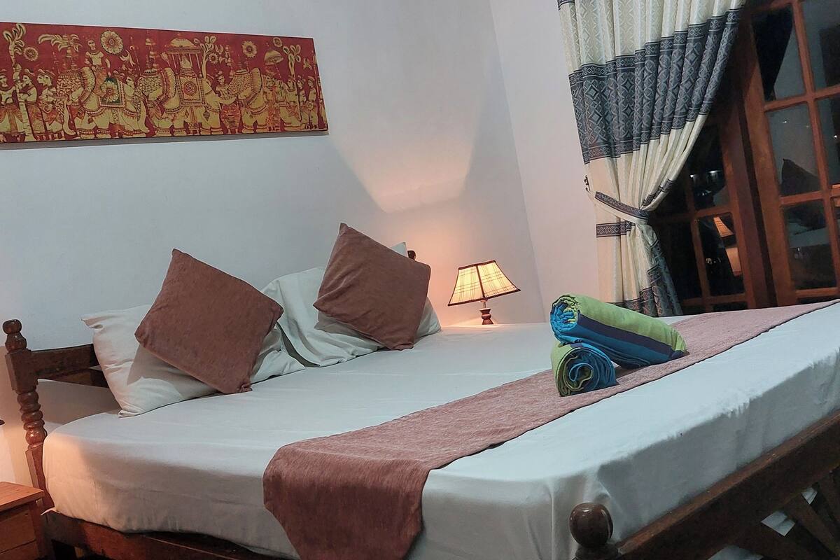 Economy Double Room, Balcony | 1 bedroom, soundproofing, free WiFi