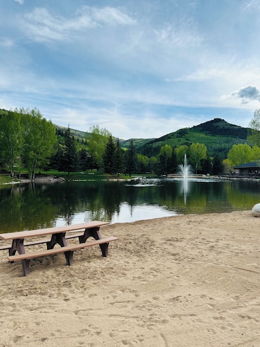 Mountain Condo - 9 min to Vail/BC