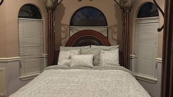 5 Schlafzimmer, Bügeleisen/Bügelbrett, WLAN, Bettwäsche