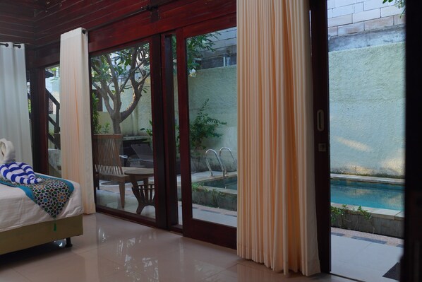 Deluxe Villa, 3 Bedrooms, Pool View | 3 bedrooms, soundproofing, free WiFi
