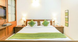 Deluxe Double Room, Multiple Bedrooms, City View | Soundproofing, free WiFi, bed sheets - Goroomgo Shanta Inn Lucknow (Lucknow)