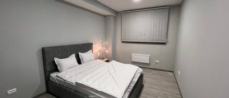 4 quartos, ferros/tábuas de passar roupa, Wi-Fi, roupa de cama